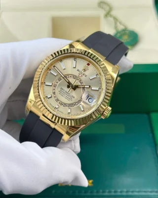 Replica Rolex Sky-Dweller Champagne Dial Gold Case Oysterflex Bracelet