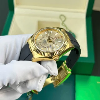 Replica Rolex Sky-Dweller Champagne Dial Gold Case Oysterflex Bracelet