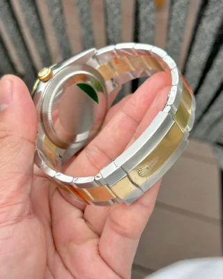 Replica Rolex Sky-Dweller Champagne dial Two Toned Oyster