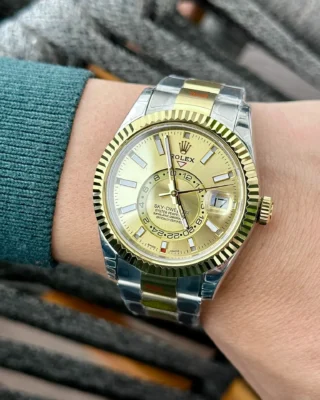Replica Rolex Sky-Dweller Champagne dial Two Toned Oyster