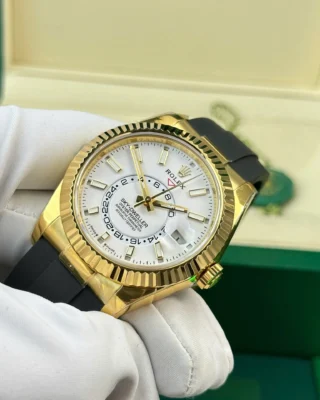 Replica Rolex Sky-Dweller White Dial Gold Case Oysterflex Bracelet