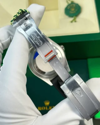 Replica Rolex Sky-Dweller White Dial Steel Case Oysterflex Bracelet