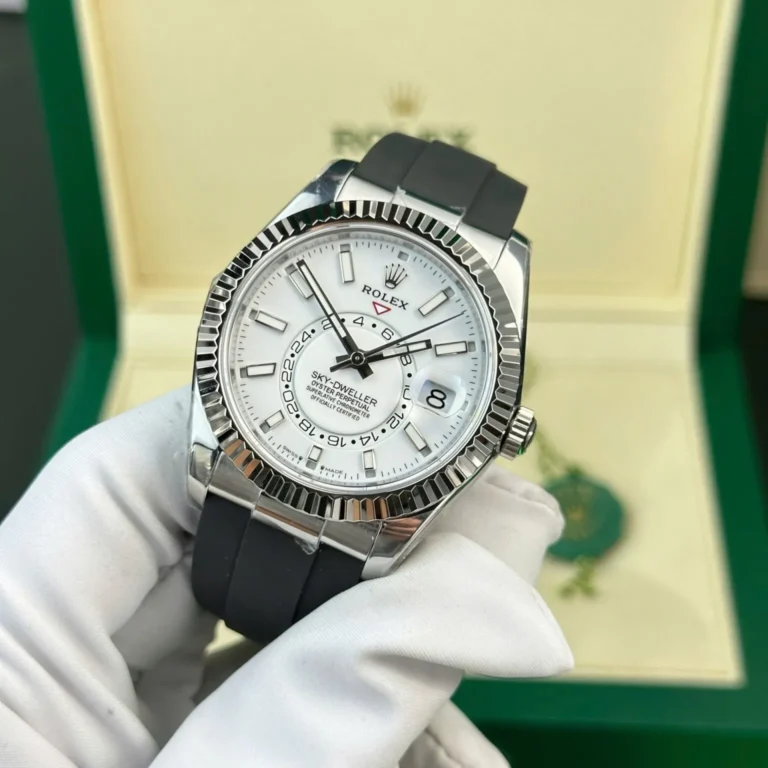 Replica Rolex Sky-Dweller White Dial Steel Case Oysterflex Bracelet