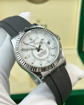 Replica Rolex Sky-Dweller White Dial Steel Case Oysterflex Bracelet