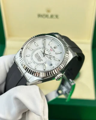 Replica Rolex Sky-Dweller White Dial Steel Case Oysterflex Bracelet