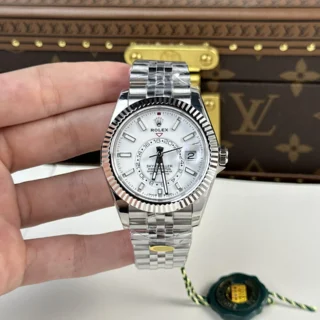 Replica Rolex Sky-Dweller White Dial Jubilee Bracelet
