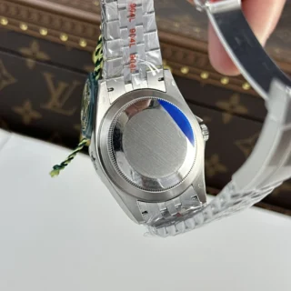 Replica Rolex Sky-Dweller White Dial Jubilee Bracelet