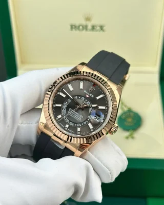 Replica Rolex Sky-Dweller Rose gold Case Slate Dial Oysterflex Bracelet