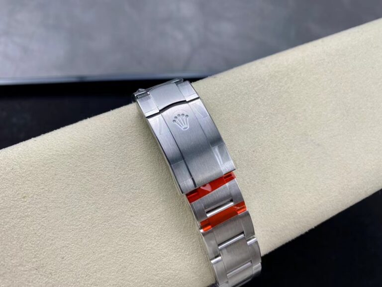 Superclone Rolex Oyster Perpetual Turquoise Dial 124300 Alternate Angle