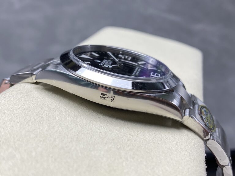 Superclone Rolex Explorer Black Dial 224270 Feature Highlight