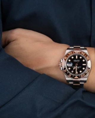 Replica Rolex GMT-Master Black Dial 126711CHNR Root Beer Close-Up Focus
