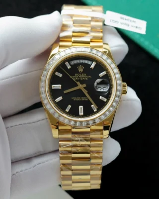 Replica Rolex Day Date Black Dial Diamond Bezel Presidential Bracelet