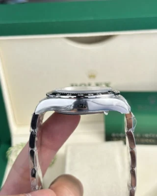 Replica Rolex Godzilla Black Dial Steel Case Oyster Bracelet