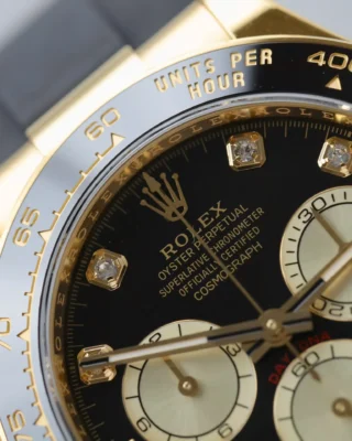 Rolex Daytona Black Dial Black Bezel Golden Case Oysterflex Bracelet