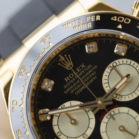 Rolex Daytona Black Dial Black Bezel Golden Case Oysterflex Bracelet