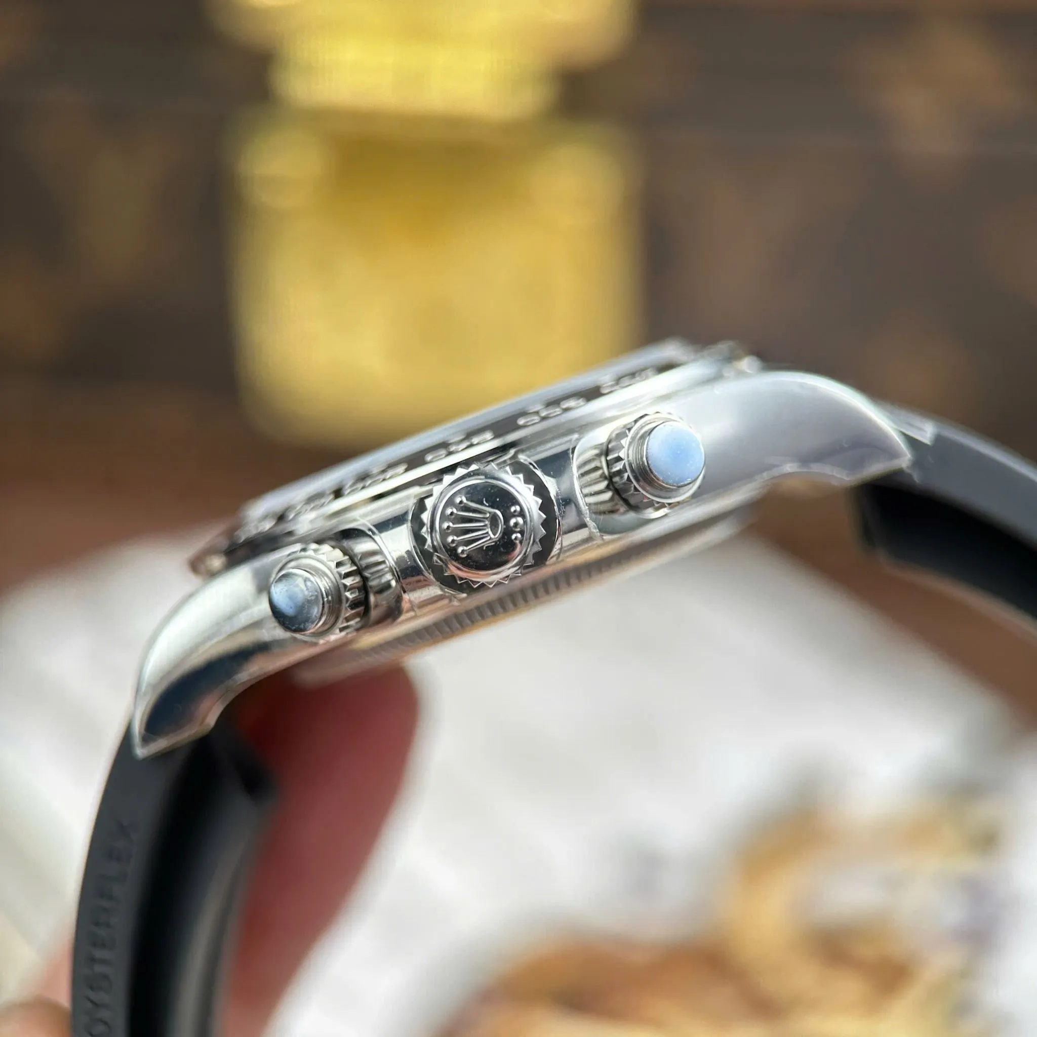 Replica Rolex Daytona Black Dial Black Bezel Oysterflex Strap