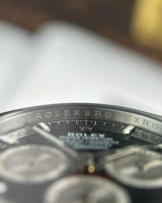 Replica Rolex Daytona Black Dial Black Bezel Oysterflex Bracelet