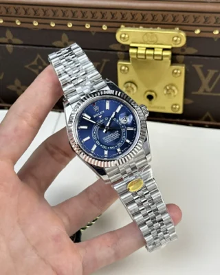 Replica Rolex Sky-Dweller Blue Dial Jubilee Bracelet