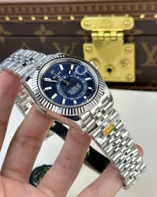 Replica Rolex Sky-Dweller Blue Dial Jubilee Bracelet