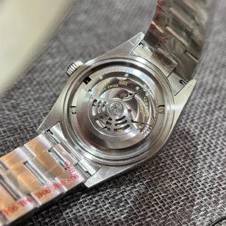 Replica Rolex Sky-Dweller Blue Dial Oyster Bracelet