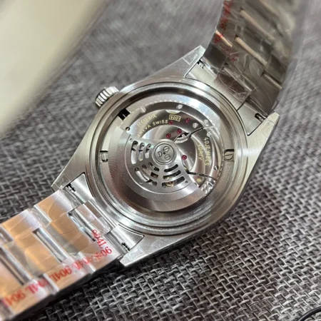 Replica Rolex Sky-Dweller Blue Dial Oyster Bracelet