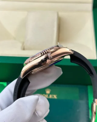 Replica Rolex Sky Dweller Chocolate Dial Rose Gold Case Oysterflex Bracelet