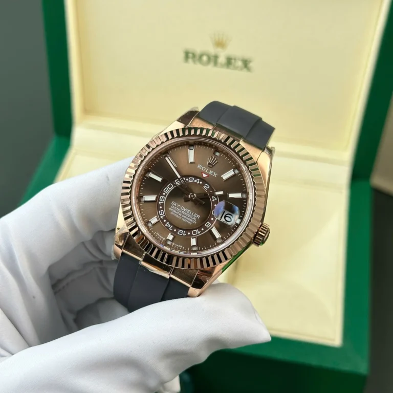 Replica Rolex Sky Dweller Chocolate Dial Rose Gold Case Oysterflex Bracelet