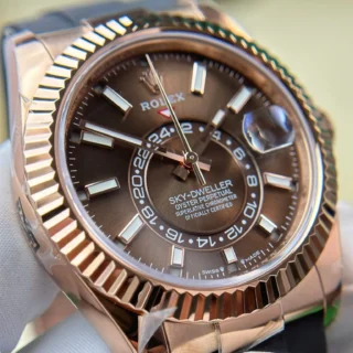 Replica Rolex Sky Dweller Chocolate Dial Rose Gold Case Oysterflex Bracelet