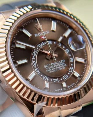 Replica Rolex Sky Dweller Chocolate Dial Rose Gold Case Oysterflex Bracelet