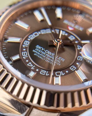 Replica Rolex Sky Dweller Chocolate Dial Rose Gold Case Oysterflex Bracelet