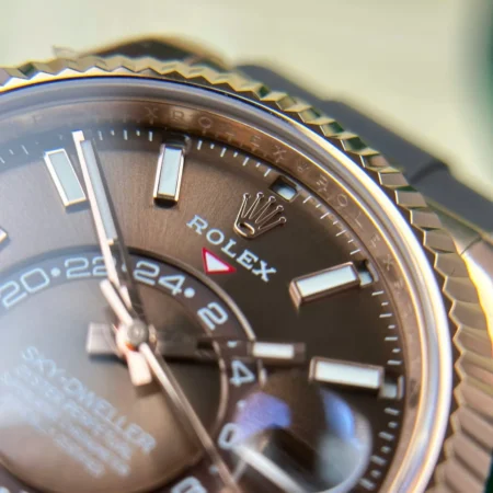 Replica Rolex Sky Dweller Chocolate Dial Rose Gold Case Oysterflex Bracelet