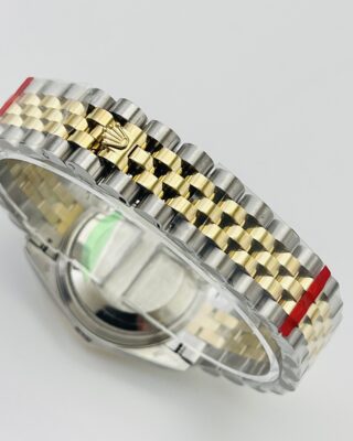 Replica Rolex Datejust Gold Palm Motif Dial 126233 Design Element
