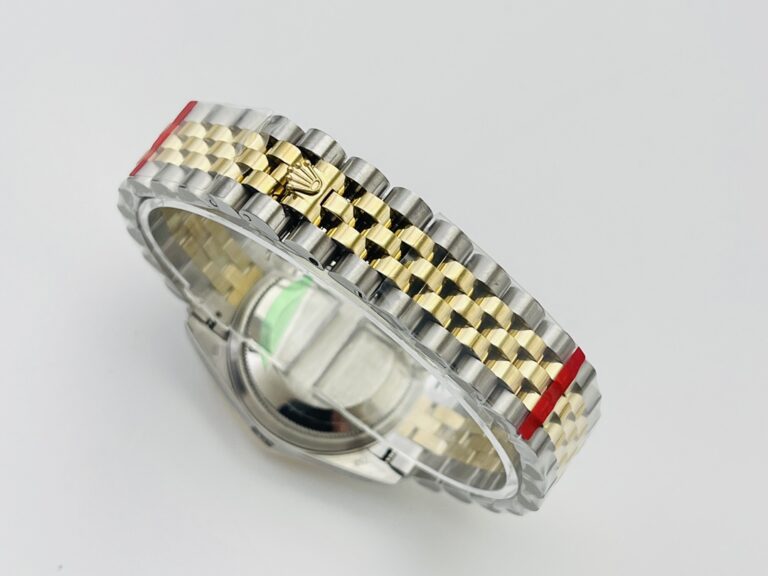 Replica Rolex Datejust Gold Palm Motif Dial 126233 Design Element