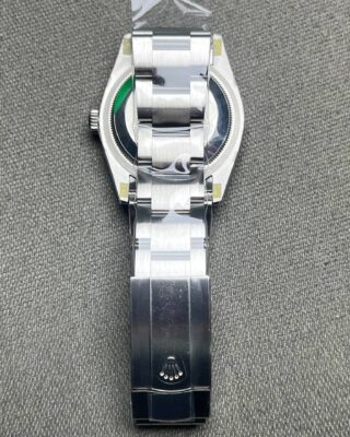 Superclone Rolex Day-Date Turquoise Dial 126000 Angle Detail