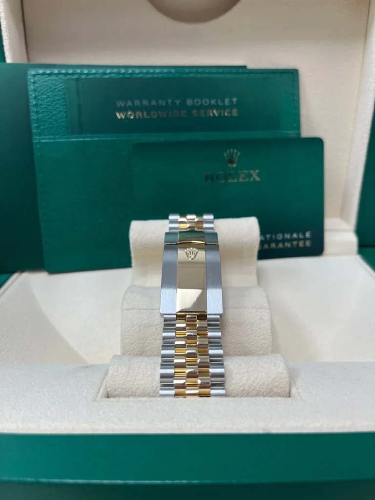 Superclone Rolex Sky-Dweller Bright black Dial 336933 Jubilee Profile Shot