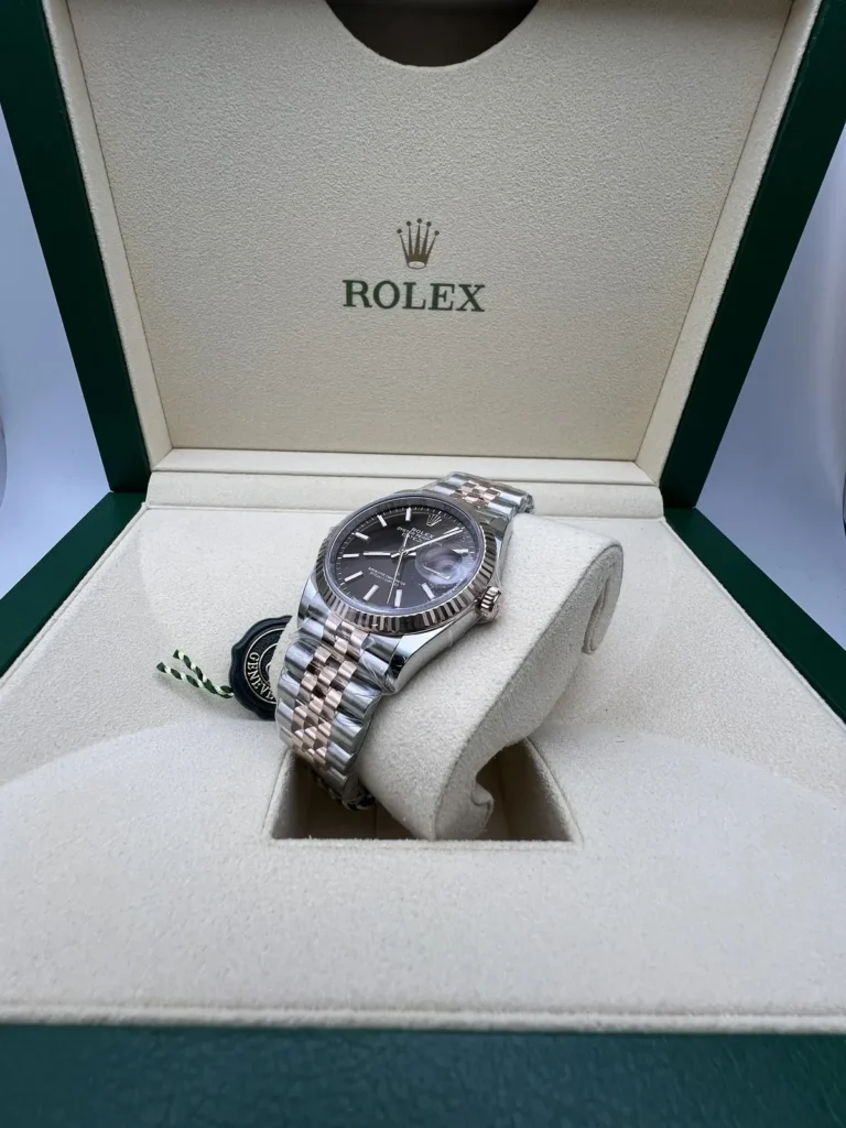 Superclone Rolex Datejust Chocolate Dial 126231 Jubilee Close-Up Focus