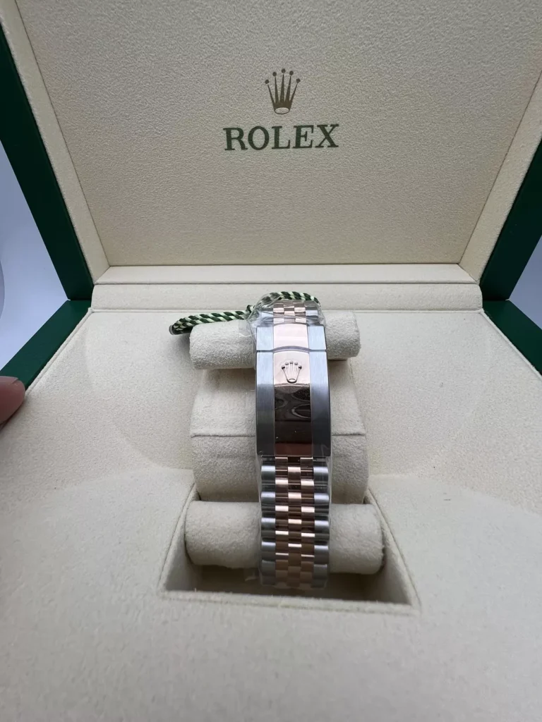 Superclone Rolex Datejust Chocolate Dial 126231 Jubilee Design Element