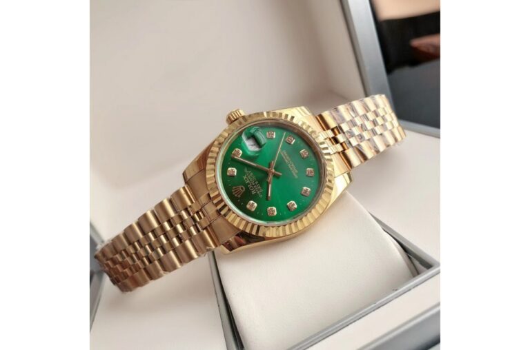 Replica Rolex Datejust RG/RG Jub Green/Dial Profile Shot