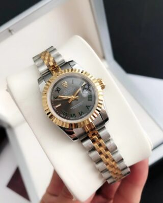 Replica Rolex Datejust RG/SS Jub Grey/Rmn Close-Up Focus