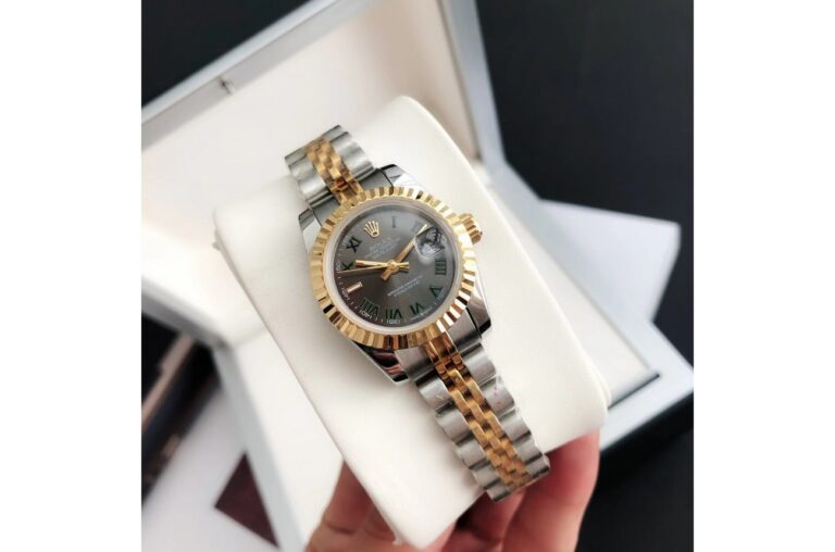Replica Rolex Datejust RG/SS Jub Grey/Rmn Close-Up Focus