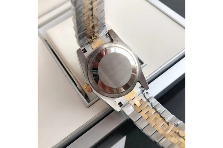 Replica Rolex Datejust RG/SS Jub Grey/Rmn Alternate Angle