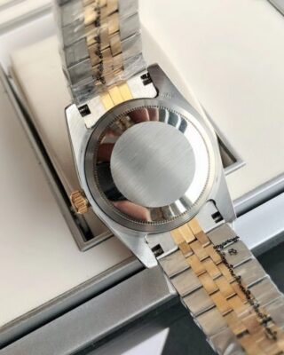 Replica Rolex Datejust RG/SS Jub White/Dial Style Perspective
