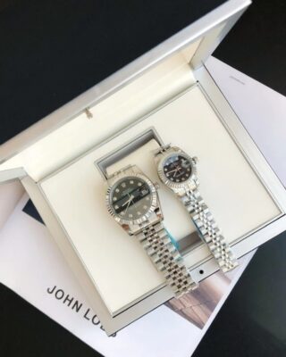 Replica Rolex Datejust SS/SS Jub Black/Dial Angle Detail