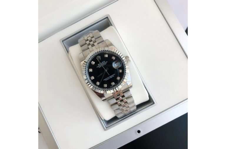 Replica Rolex Datejust SS/SS Jub Black/Dial Close-Up Focus