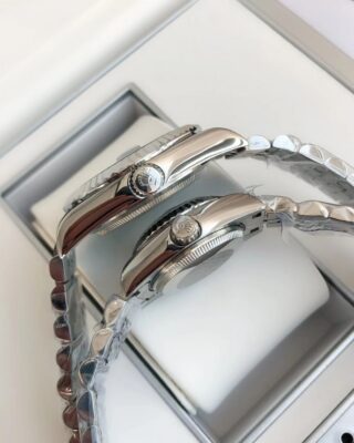 Replica Rolex Datejust SS/SS Jub Black/Dial Alternate Angle