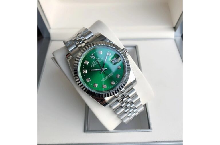 Replica Rolex Datejust SS/SS Jub Green/Dia Close-Up Focus