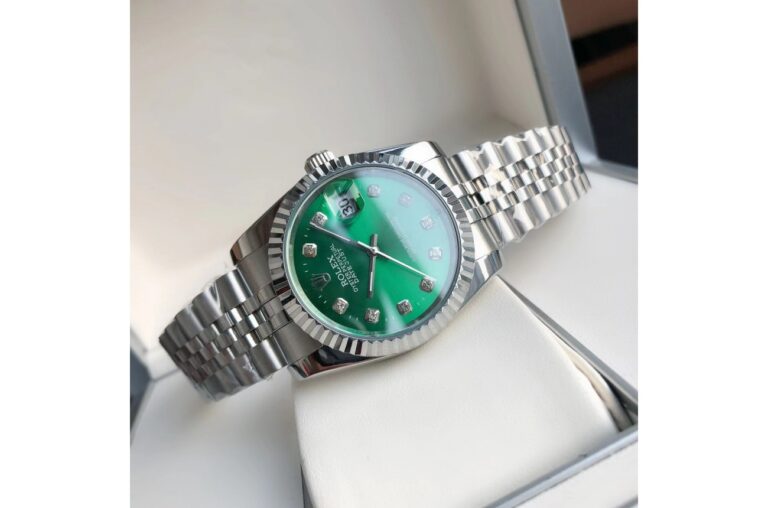 Replica Rolex Datejust SS/SS Jub Green/Dia Profile Shot