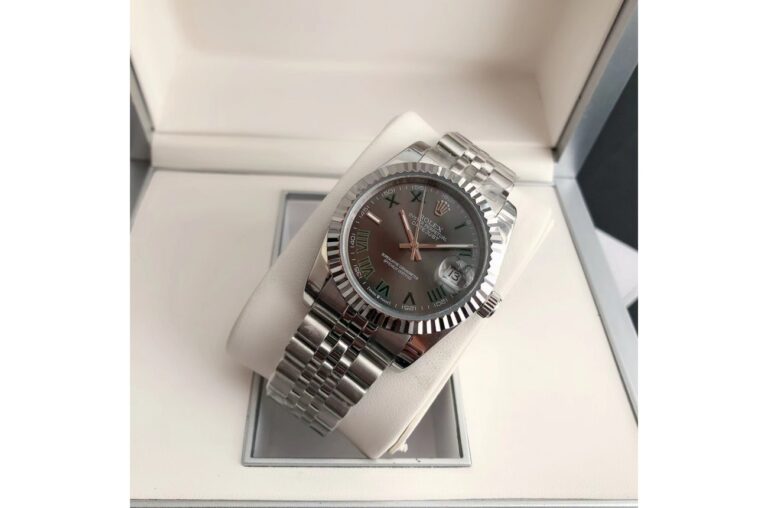 Replica Rolex Datejust SS/SS Jub Grey/Rmn Close-Up Focus