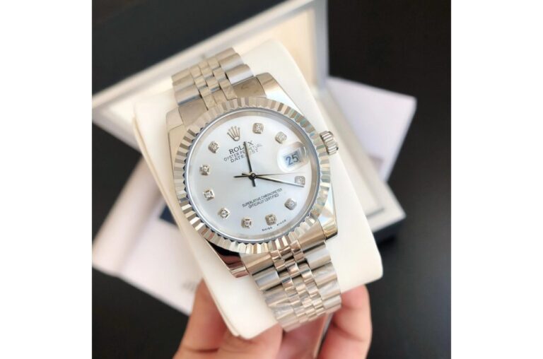 Replica Rolex Datejust SS/SS Jub Sliver/Dia Perspective View