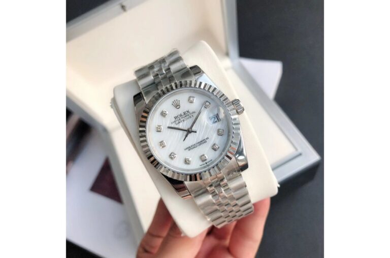 Replica Rolex Datejust SS/SS Jub White/Dial Perspective View